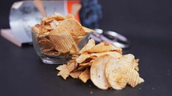 Mint Chips – Crispy Bites with a Cool Pudina Kick
